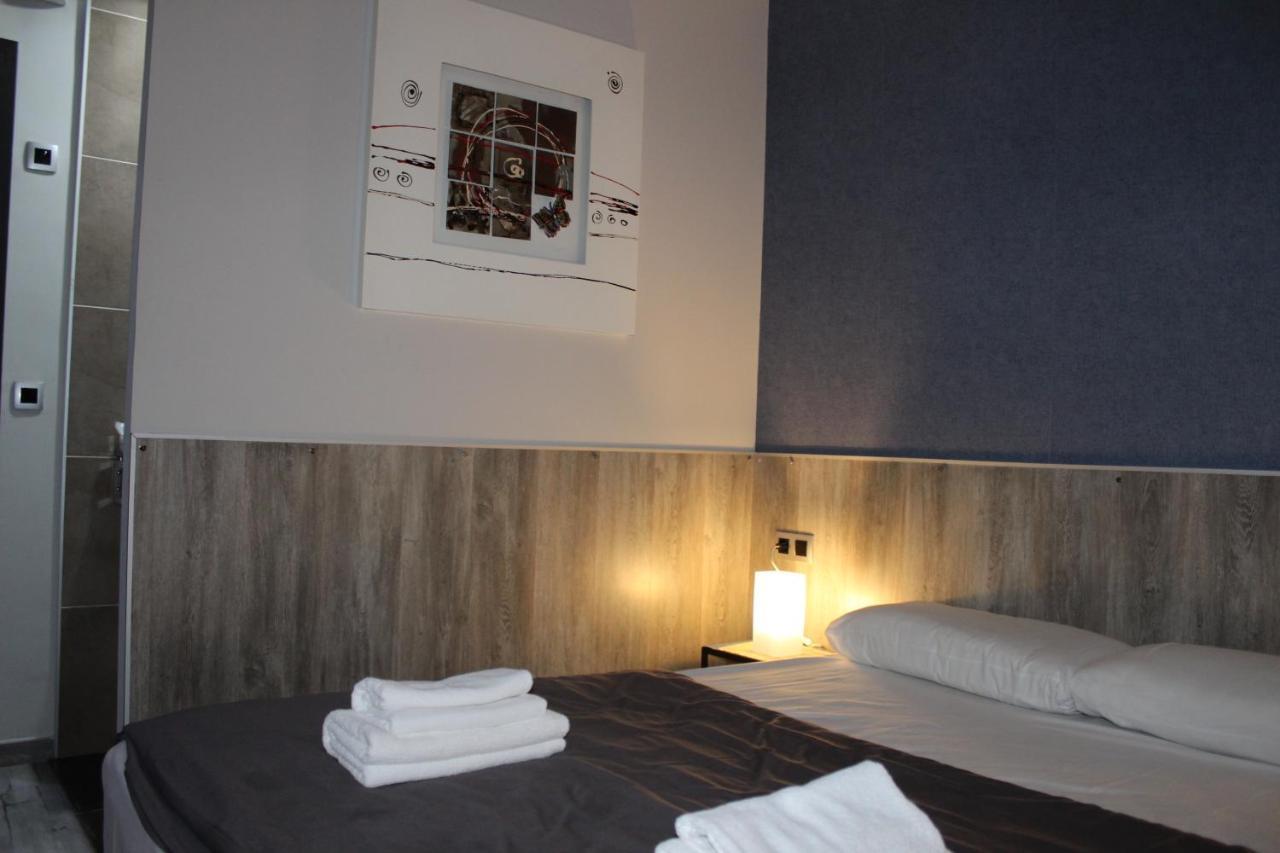 Bcn Condal Hostal Barcelona Buitenkant foto