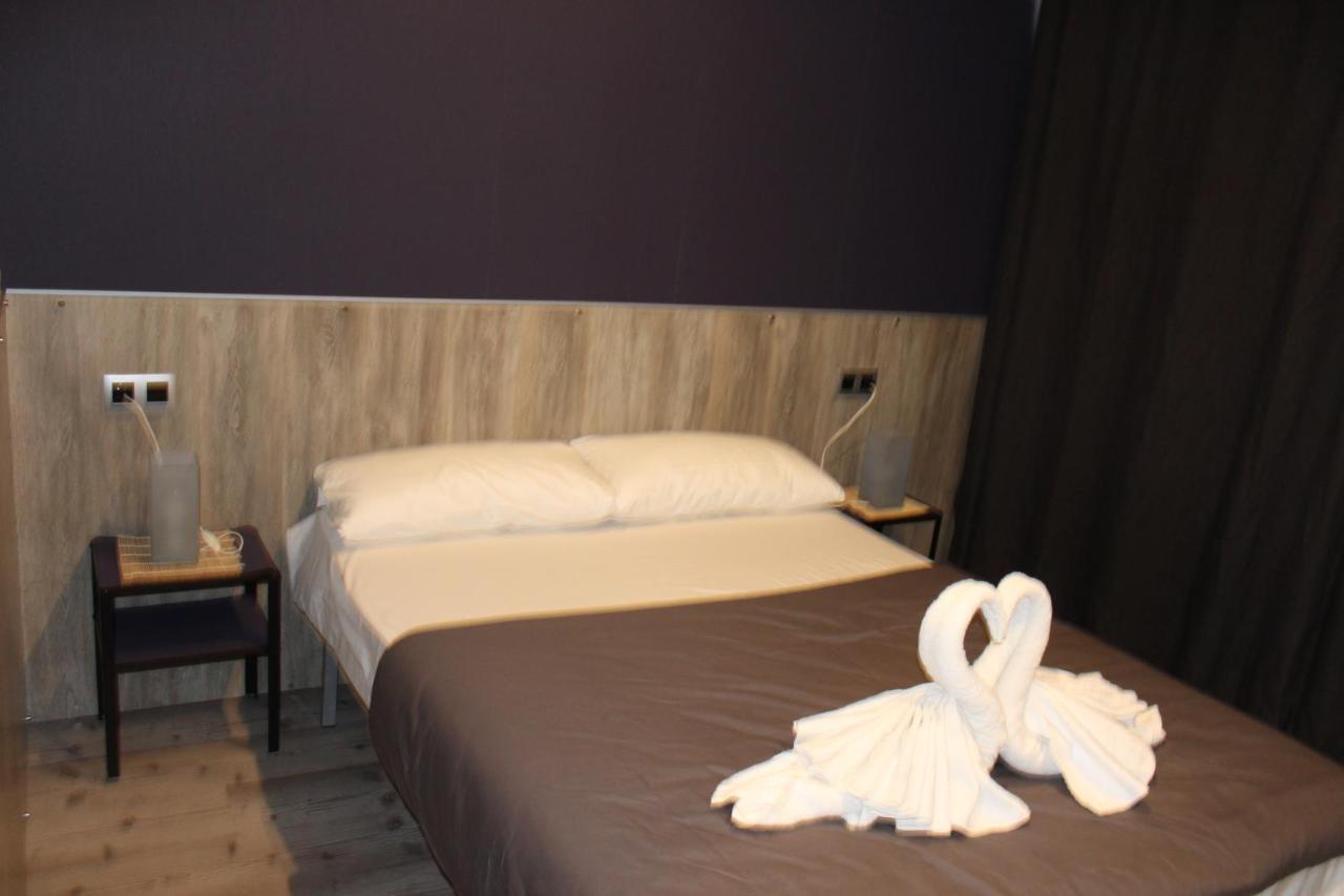 Bcn Condal Hostal Barcelona Buitenkant foto
