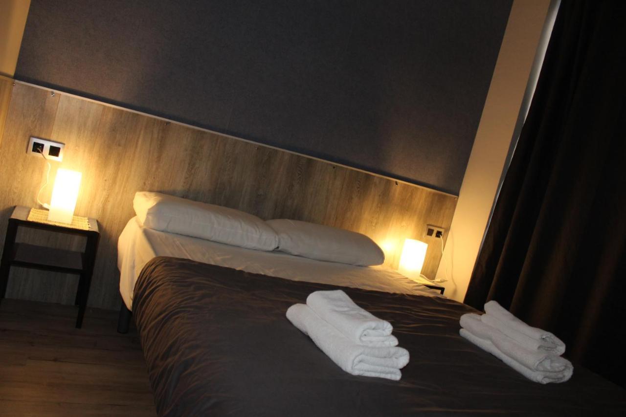Bcn Condal Hostal Barcelona Buitenkant foto