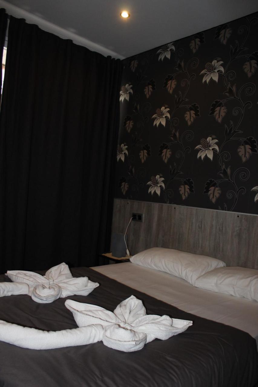 Bcn Condal Hostal Barcelona Buitenkant foto