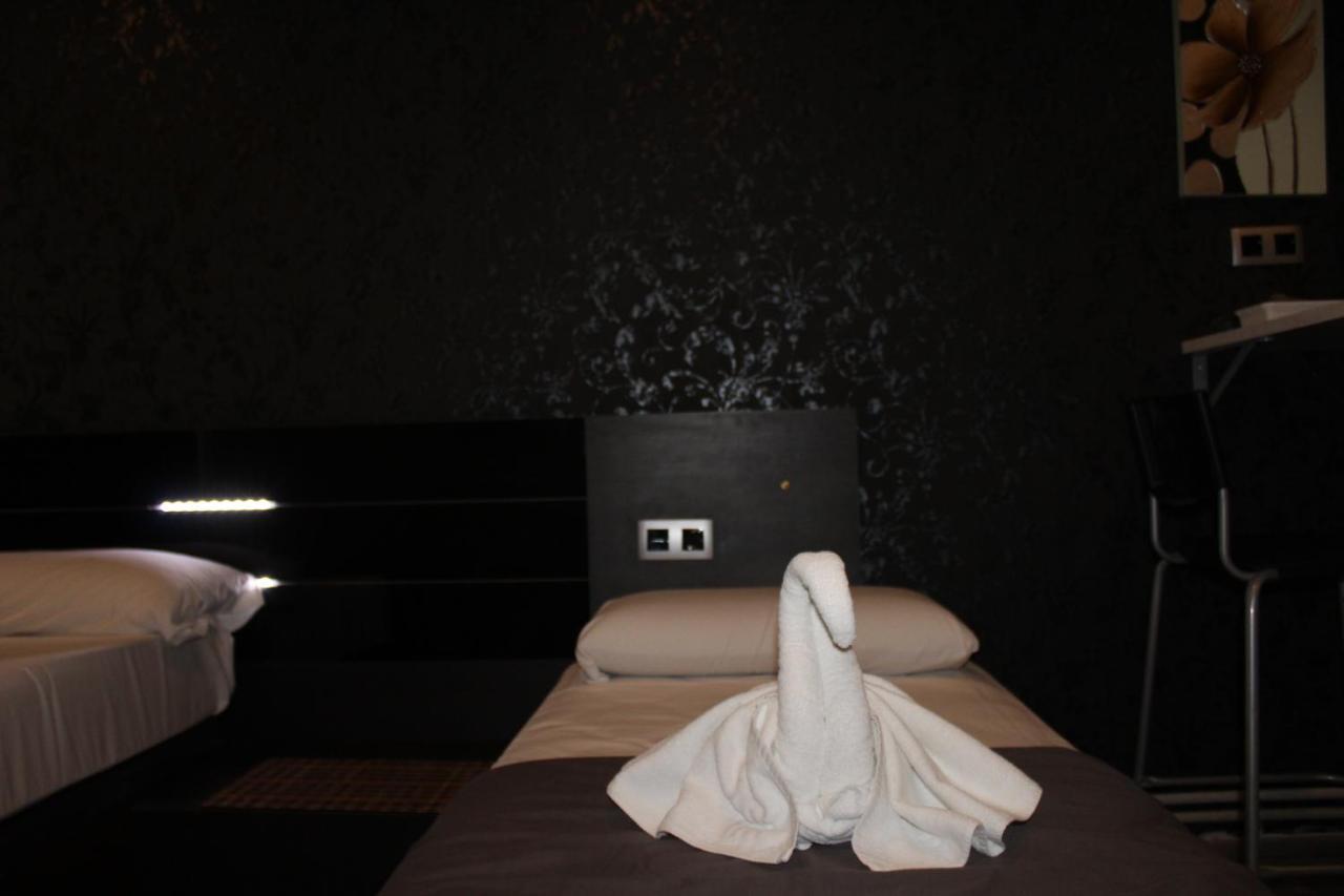 Bcn Condal Hostal Barcelona Buitenkant foto