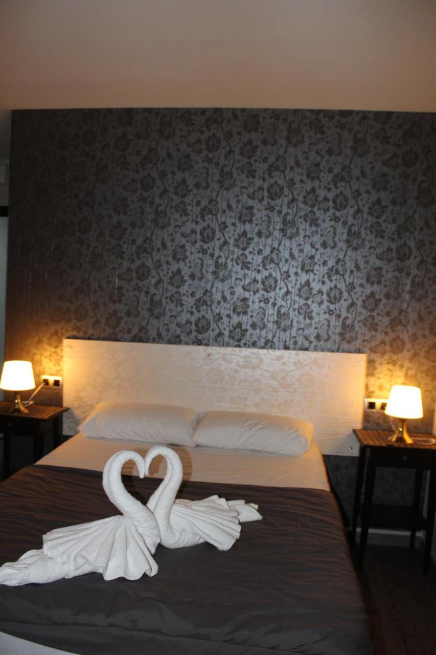 Bcn Condal Hostal Barcelona Buitenkant foto